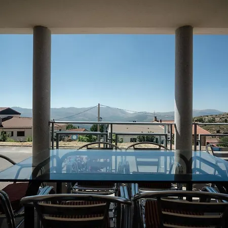 Navaquesera Mirador De Gredos Holiday home Avila